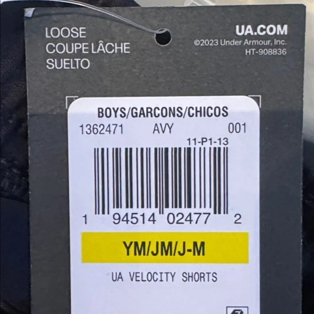 Under Armour Boys Sport Shorts Loose Fit Pockets Drawstring Waist Size M NWT